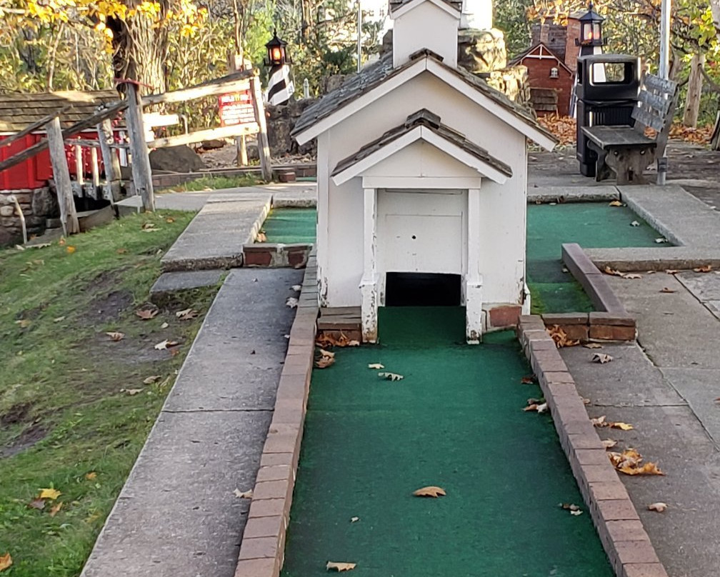 Red Putter Mini Golf-Ephraim必去景点