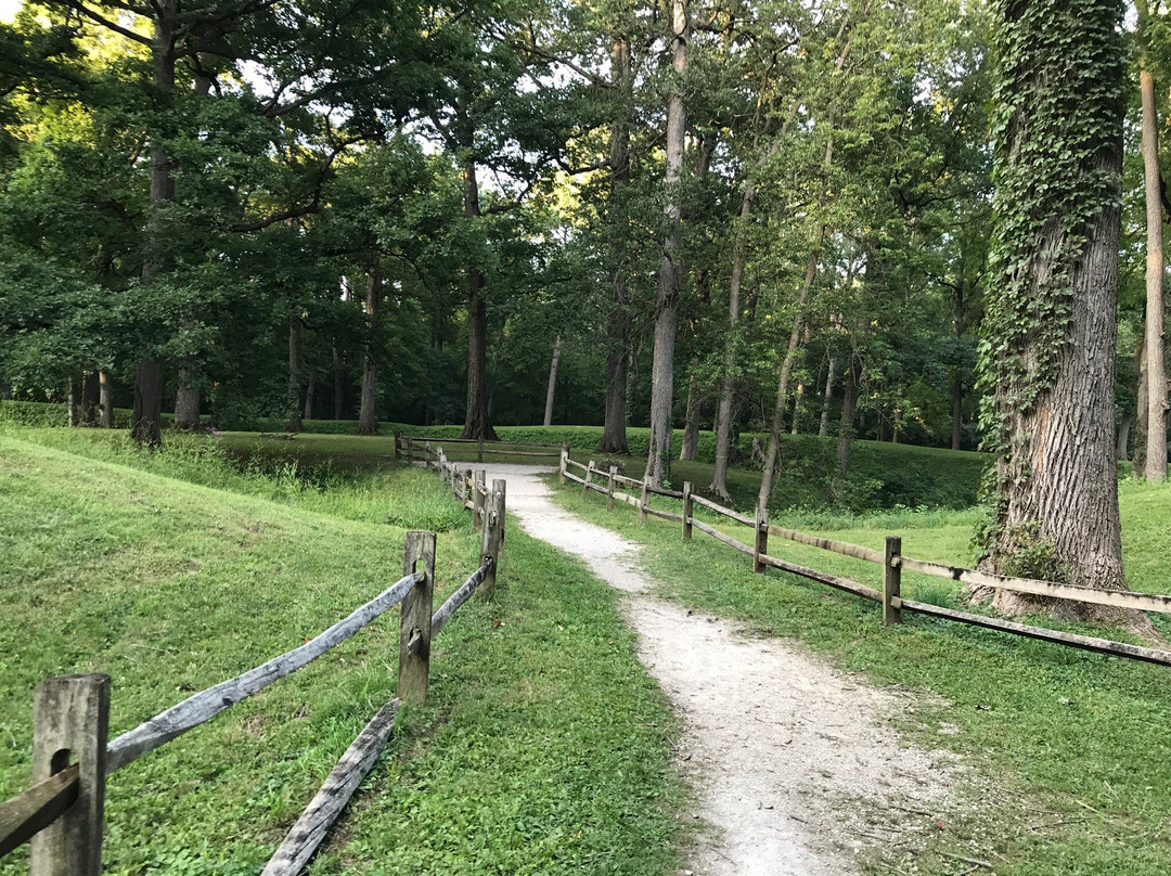 安德森旅游景点-Mounds State Park