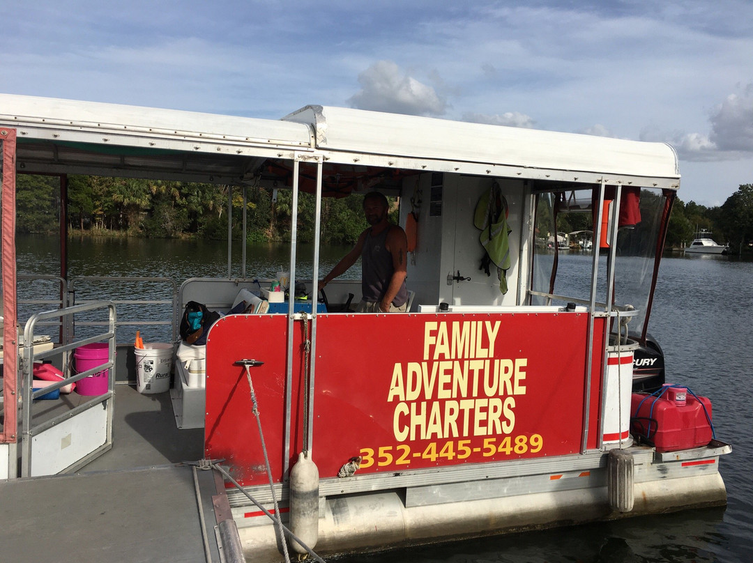 Family Adventure Charters-克里斯特尔里弗必去景点