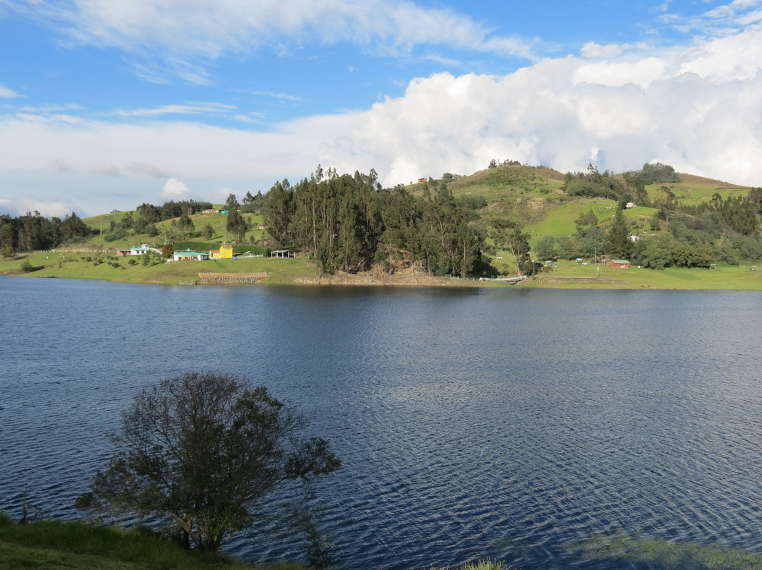 Villa de San Diego de Ubate旅游景点-Parque Embalse El Hato