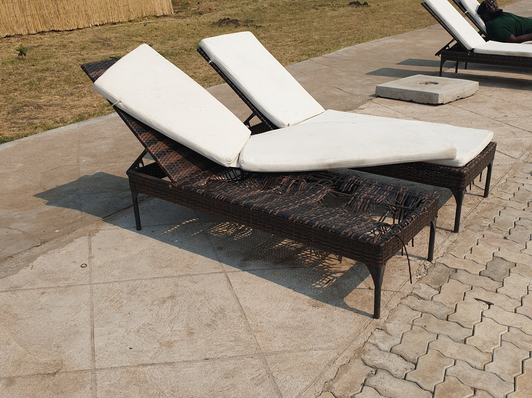 Zaburi Beach by Serendib主图