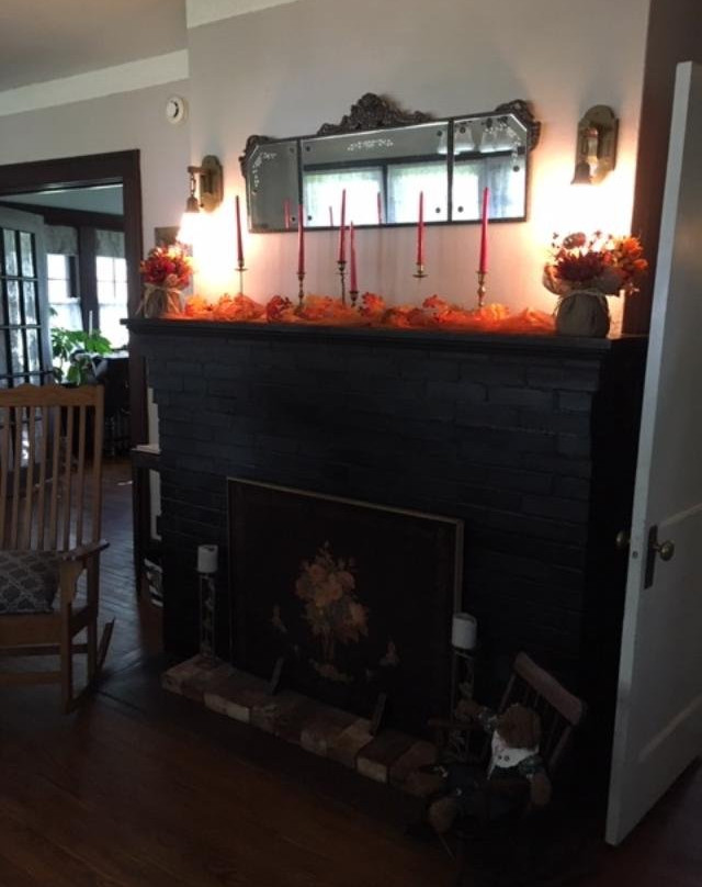 The Sisters' House主图