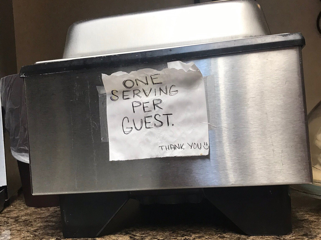 Smoky Mountain Inn & Suites主图