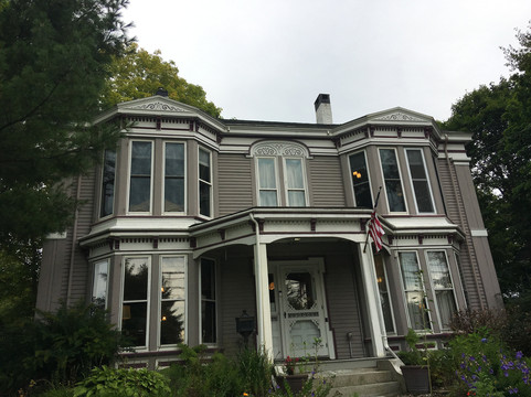 正常黑莓 B&B 民宿主图