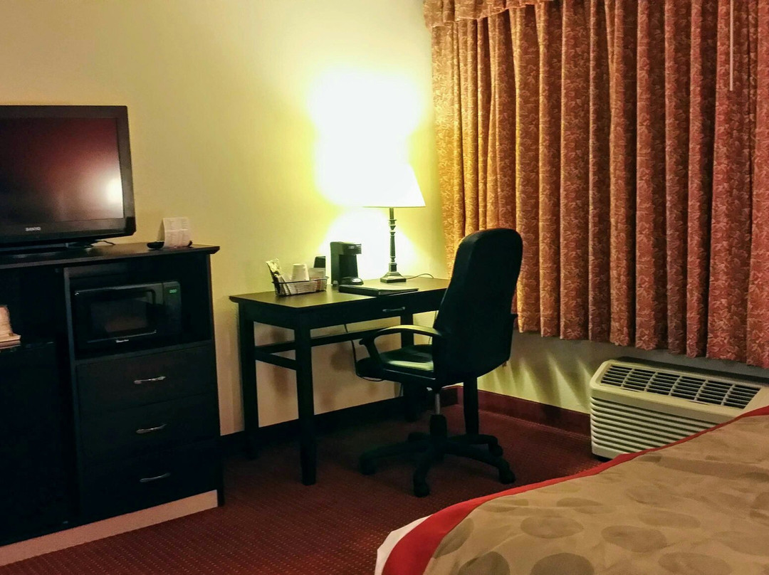 Ramada by Wyndham Ligonier主图