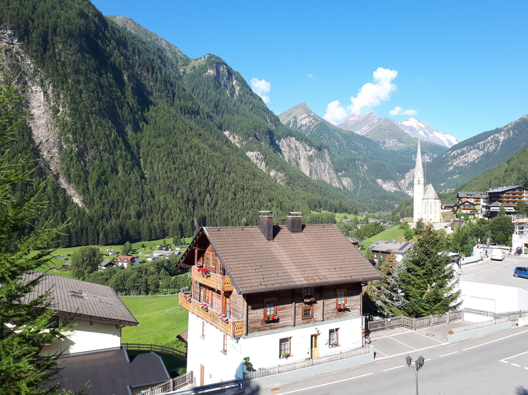 海利根布卢特酒店住宿-Hotel Kaiservilla