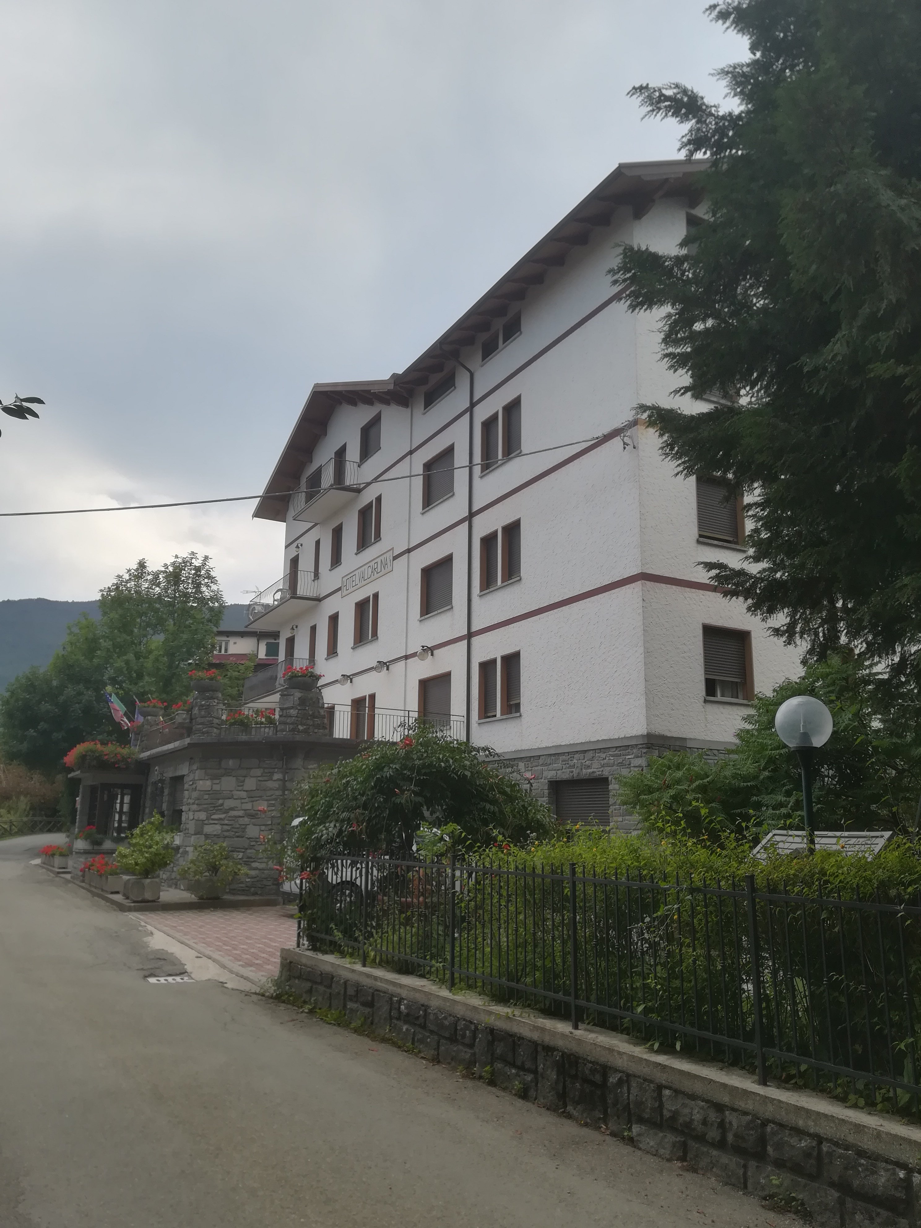 Hotel Val Carlina-官方