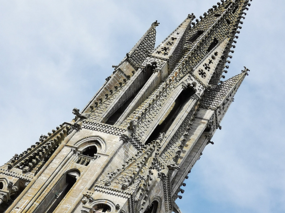 Cathédrale notre-dame de Senlis-桑利斯必去景点