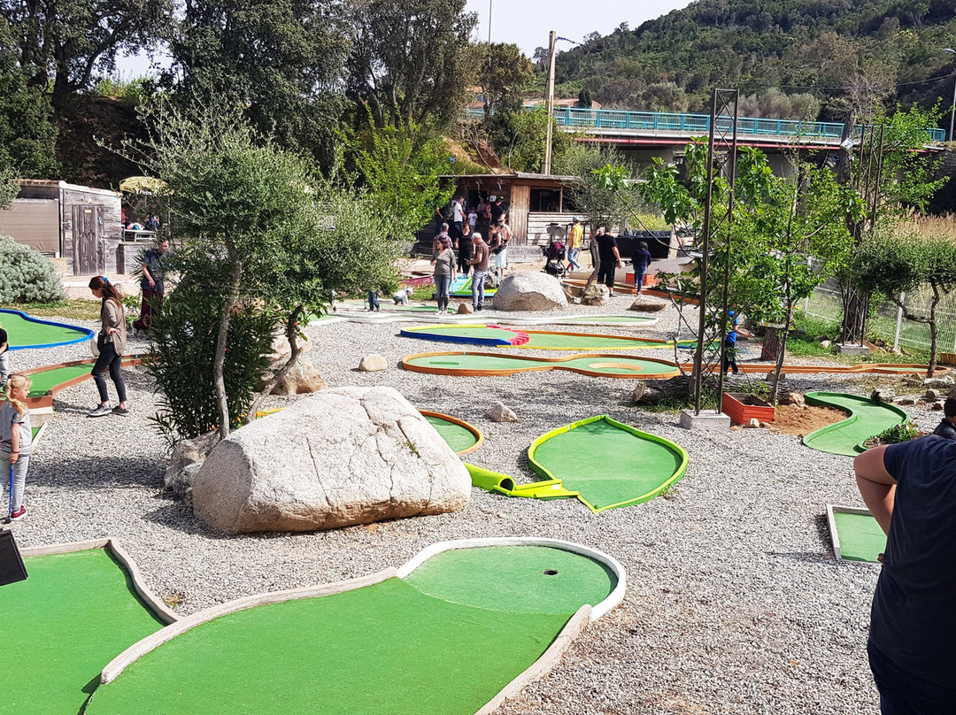 Mini Golf de Tarco景点图片