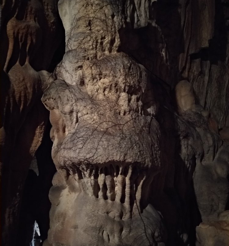 Cave Of Agia Sophia景点图片