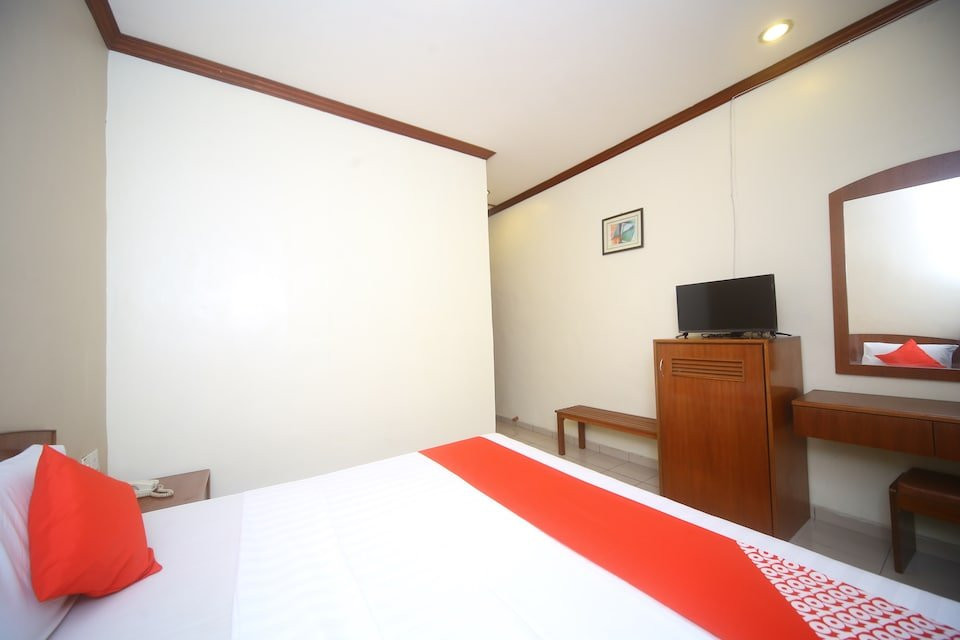 OYO 1027 Hotel London主图