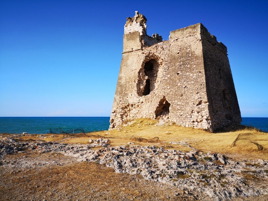 Torre di Sfinale-佩斯基奇必去景点