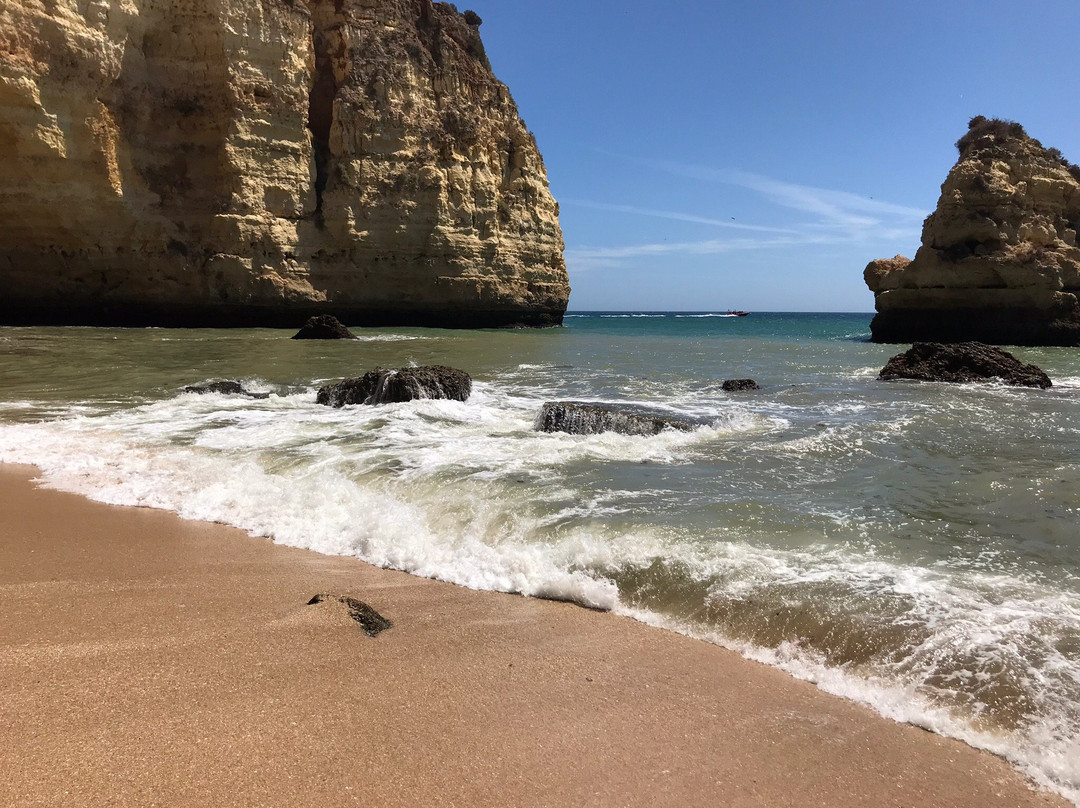 Vale de Covo Beach-卡沃埃罗必去景点