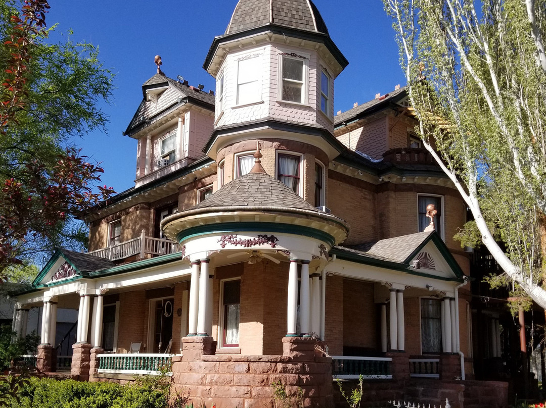 Whitmore Mansion主图