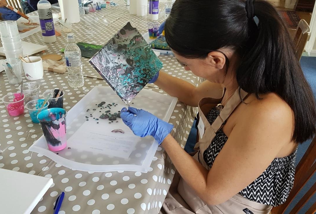 Paint pouring workshops-Prestwood必去景点