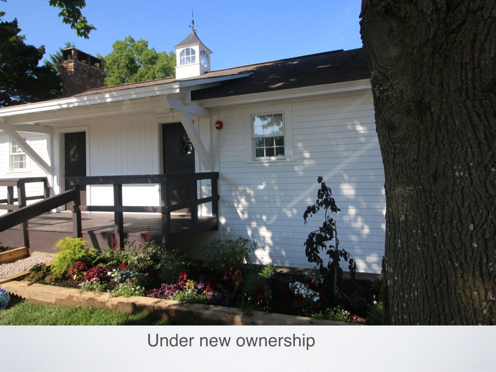 Shelter Harbor Inn主图