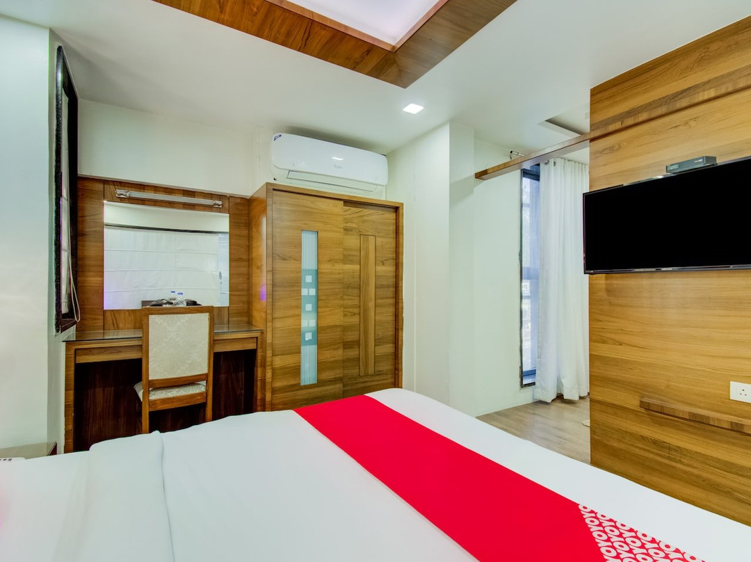 Capital O 29191 Hotel Devamrit主图