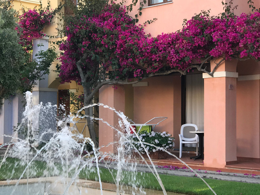 拉托雷酒店主图