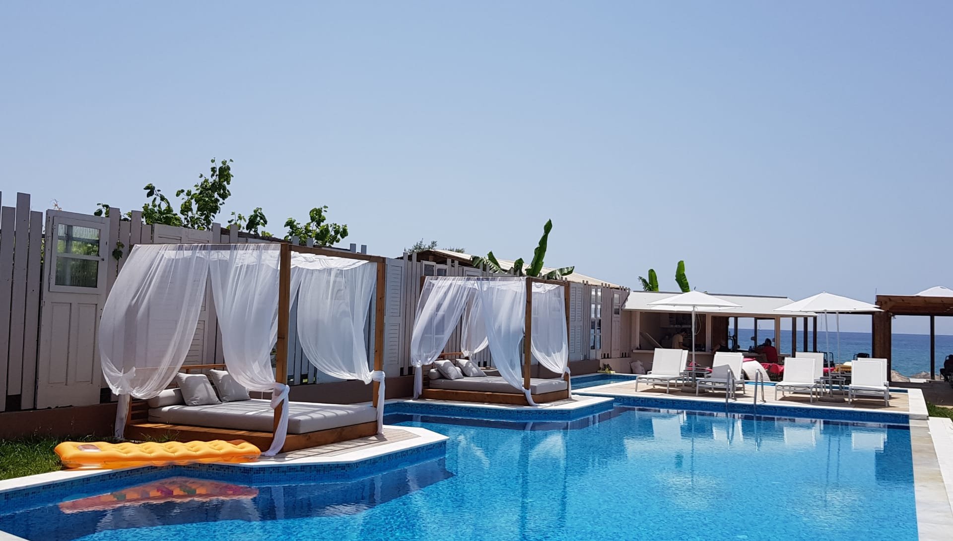 Armeno Resort-泳池
