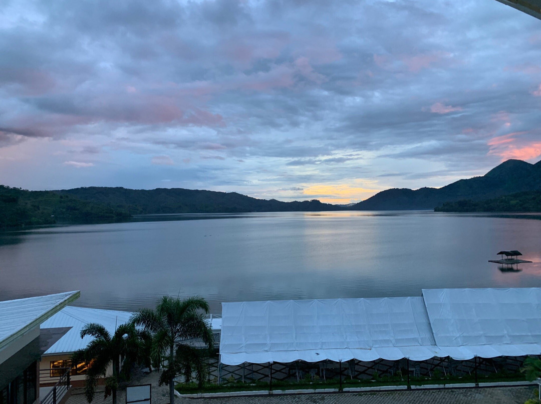 Alindahaw Lakeview Resort主图