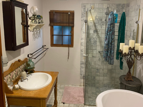 79 on Ridge Bed & Breakfast主图