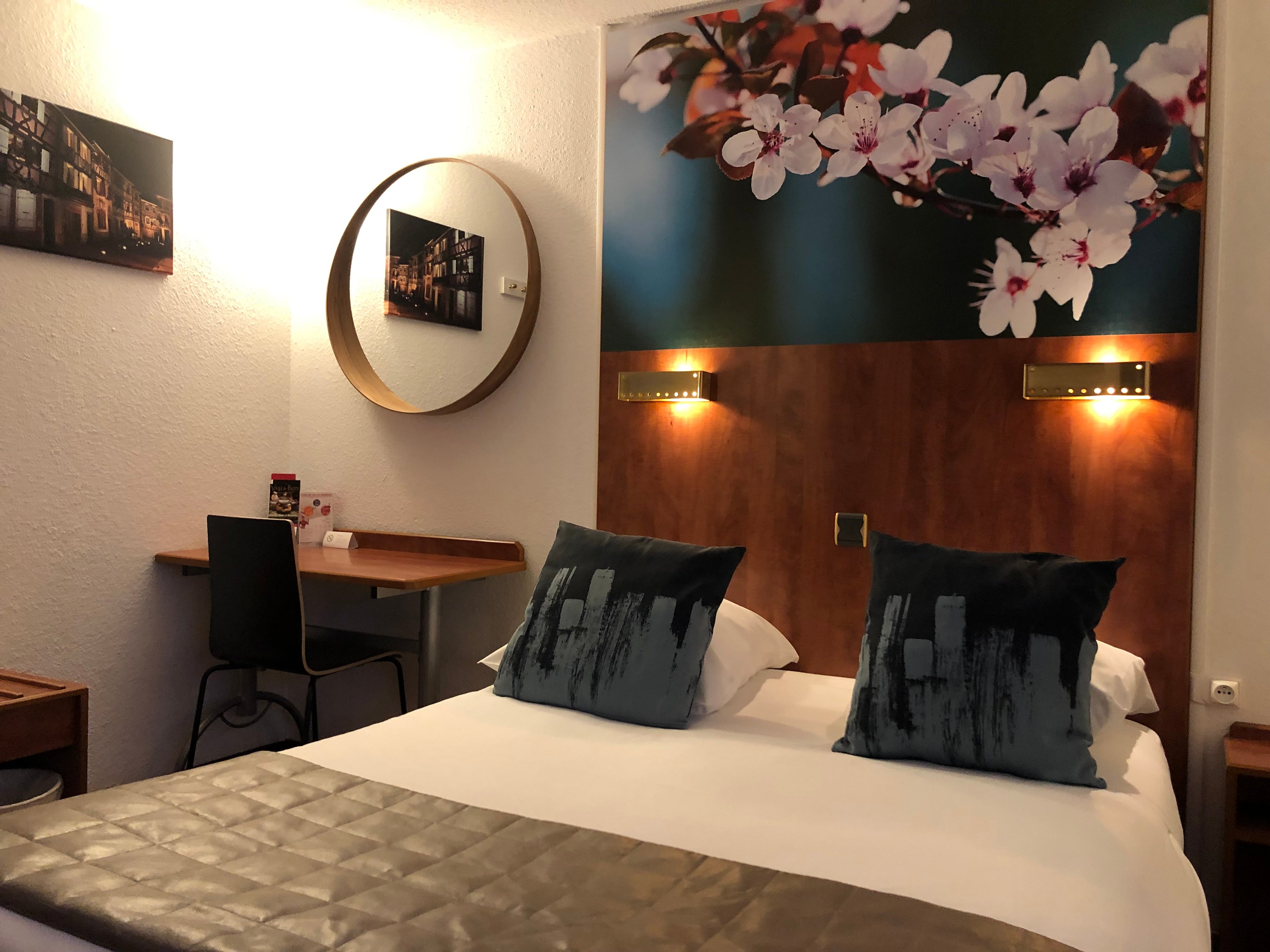Contact Hotel Arc En Ciel Colmar-官方