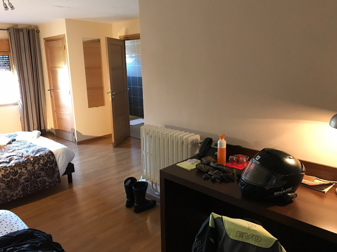 利斯旅行酒店主图