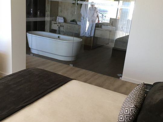 Rooftop Nomad Restaurant & Bar-塔维拉必去景点