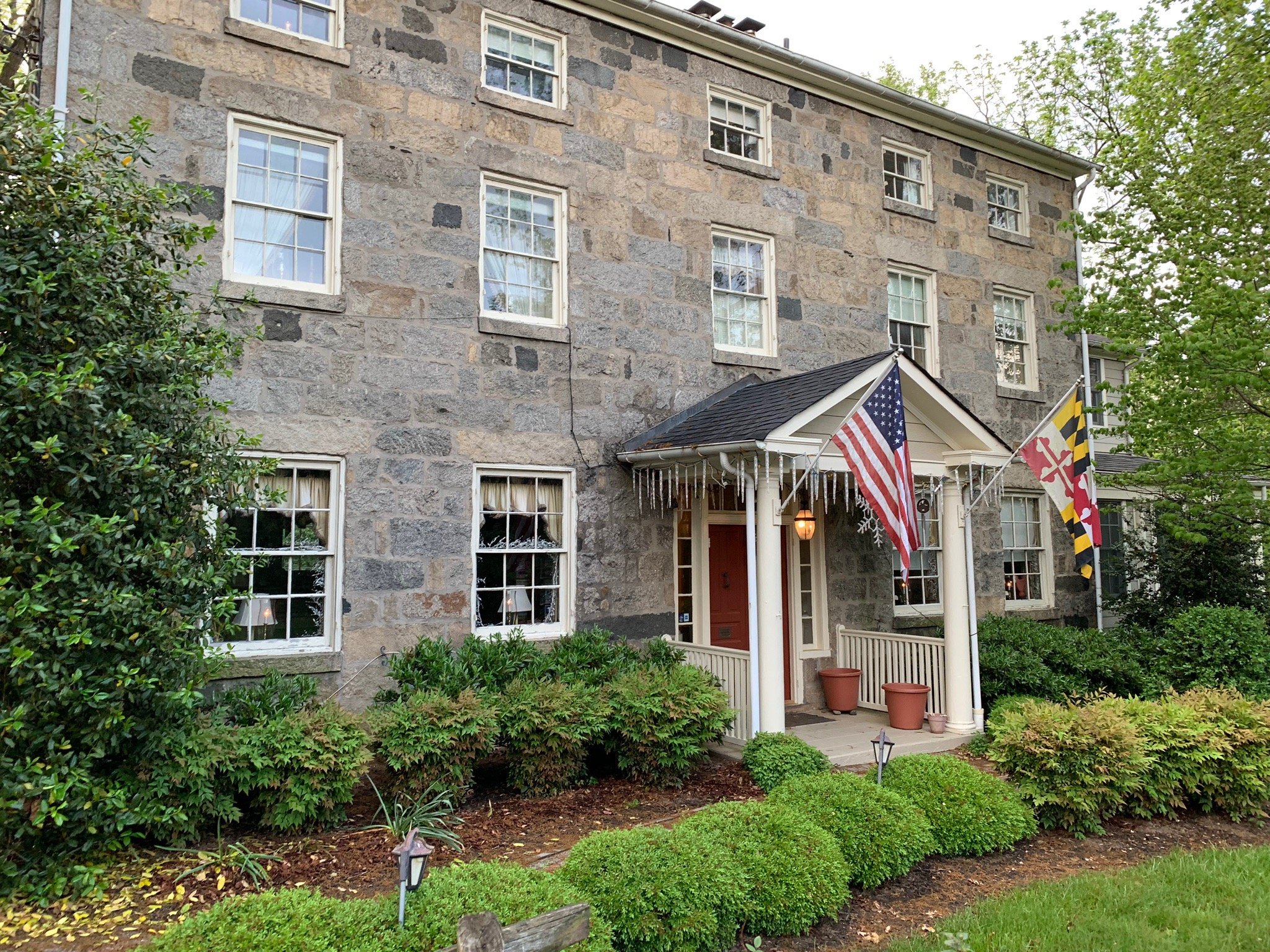 The Wayside Inn-官方
