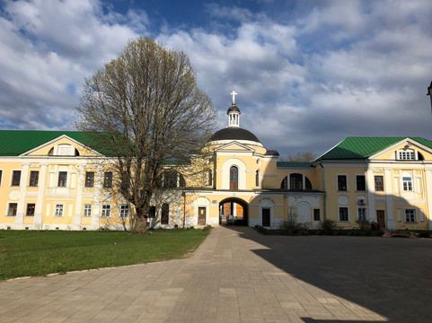 Resurrection Cathedral-特维尔必去景点