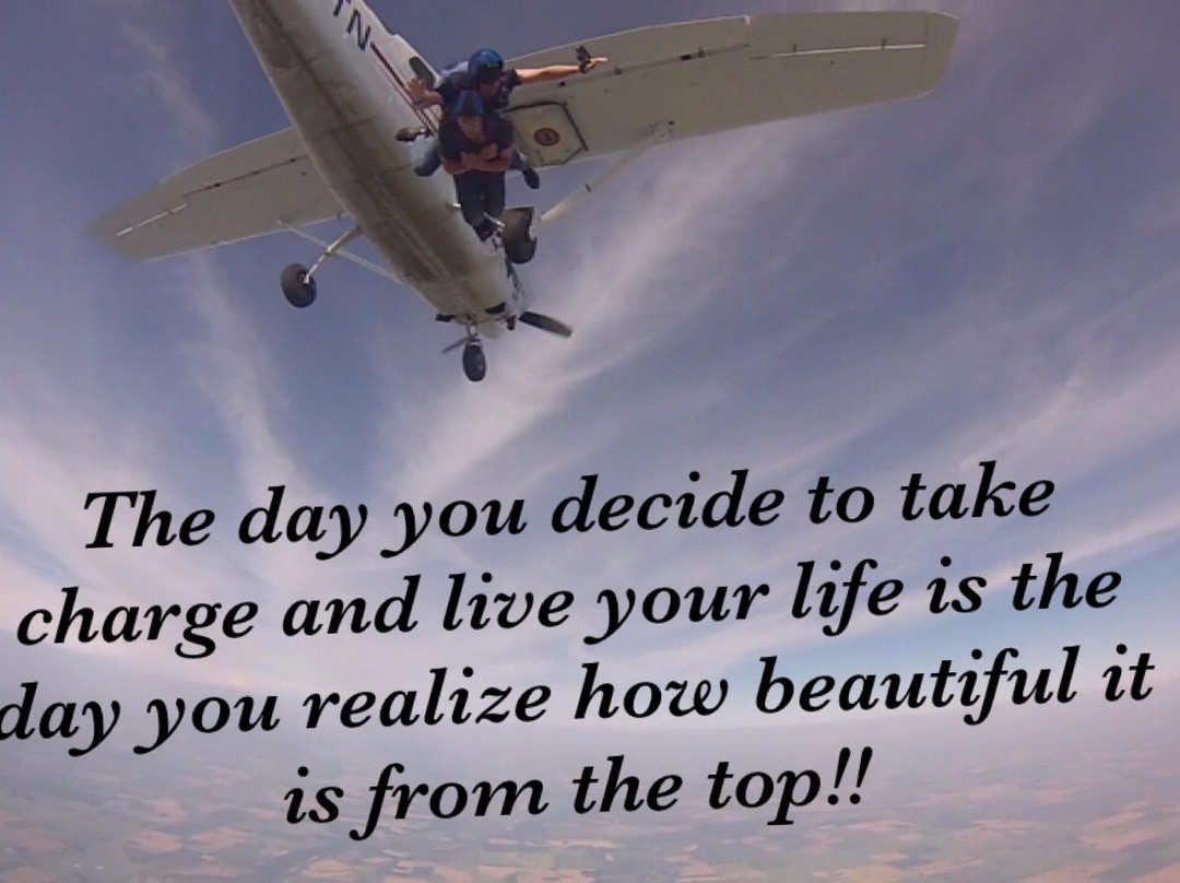 Adventure Skydiving-Steinbach必去景点