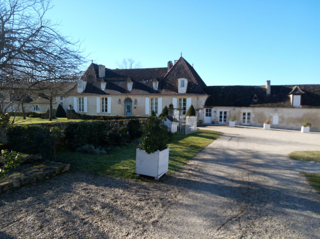 比尼亚克沙特勒斯酒店主图