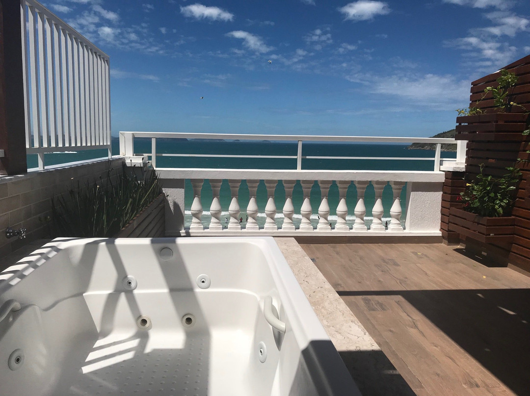 Oceanview Hotel主图