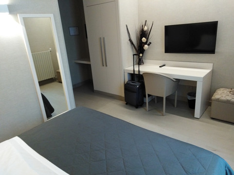 卡弗尔酒店主图