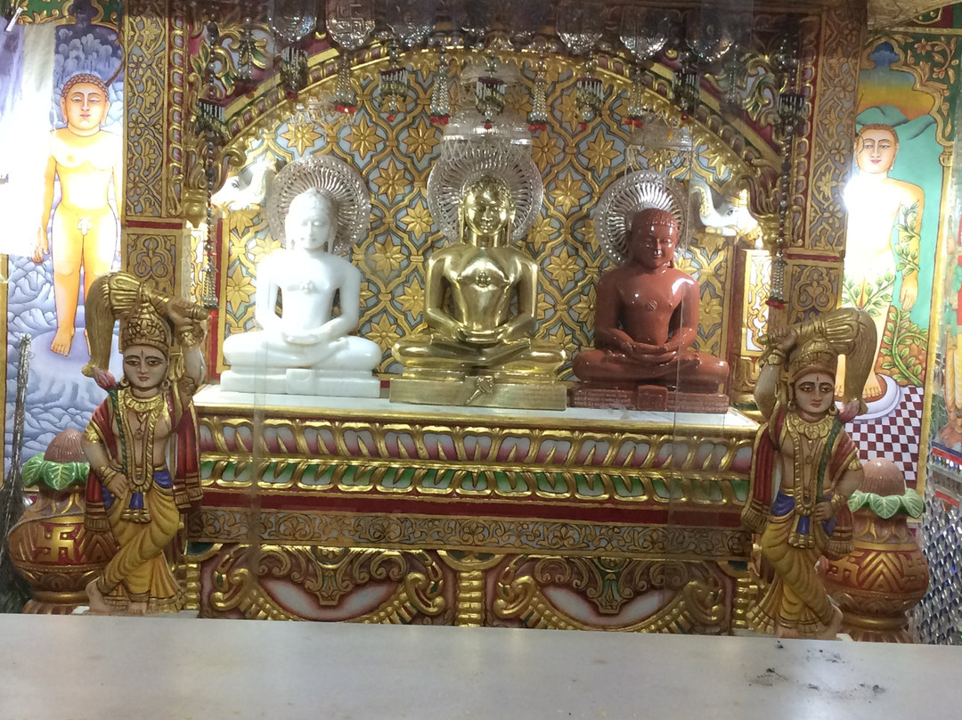 Parasnath Jain Temple景点图片