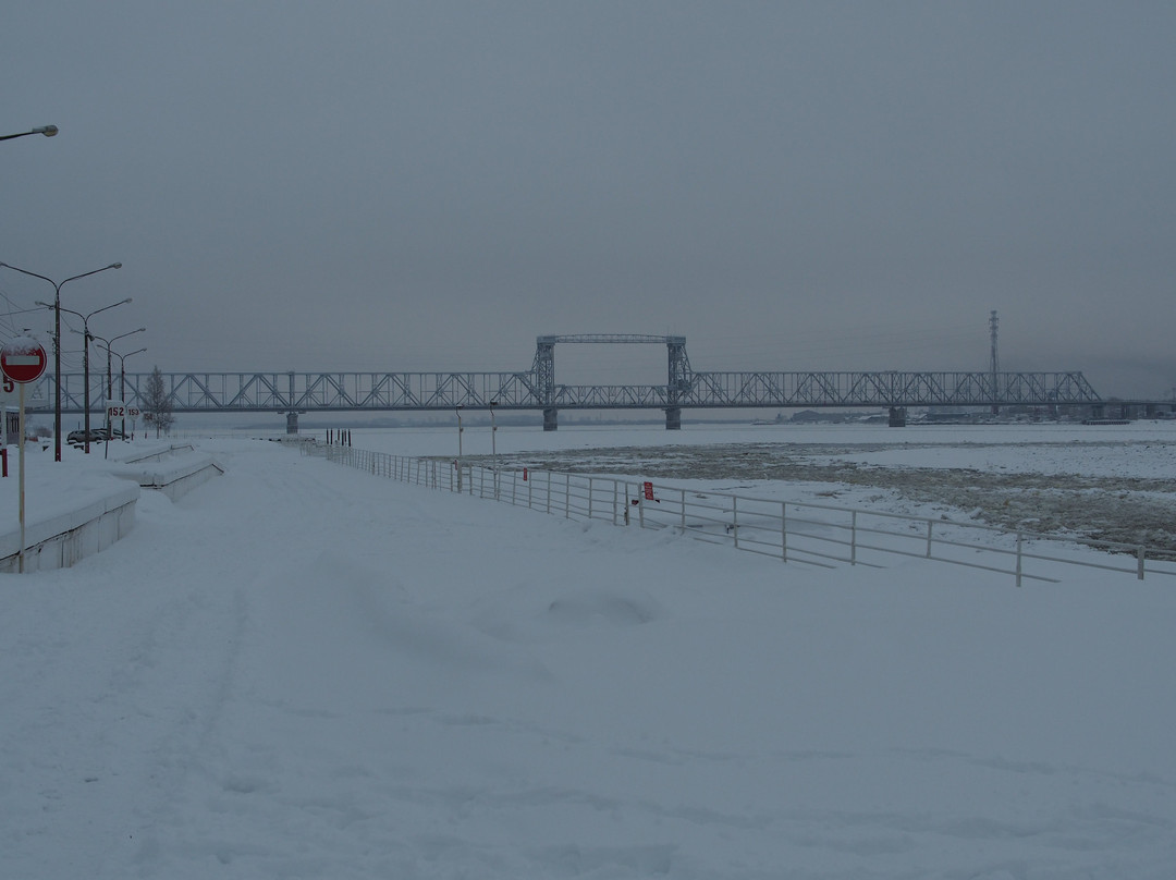 Severodvinskiy Bridge景点图片