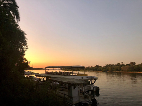 Wenhau Safaris & Tours-哈拉雷必去景点