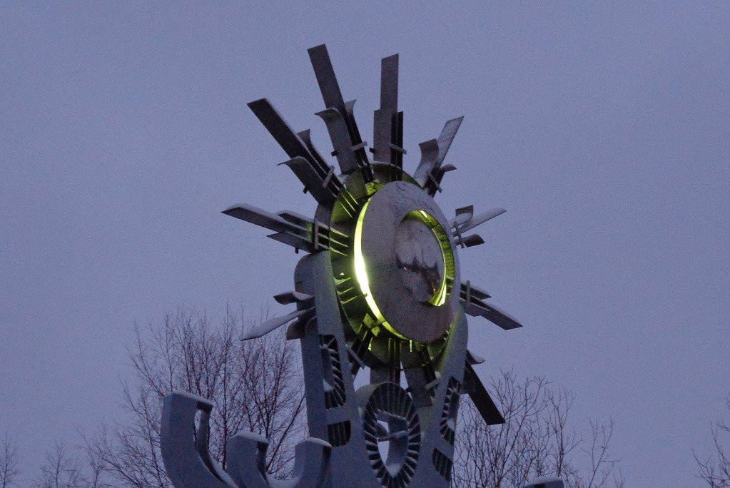 Fountain Zdravstvui Solntse-Olenegorsk必去景点