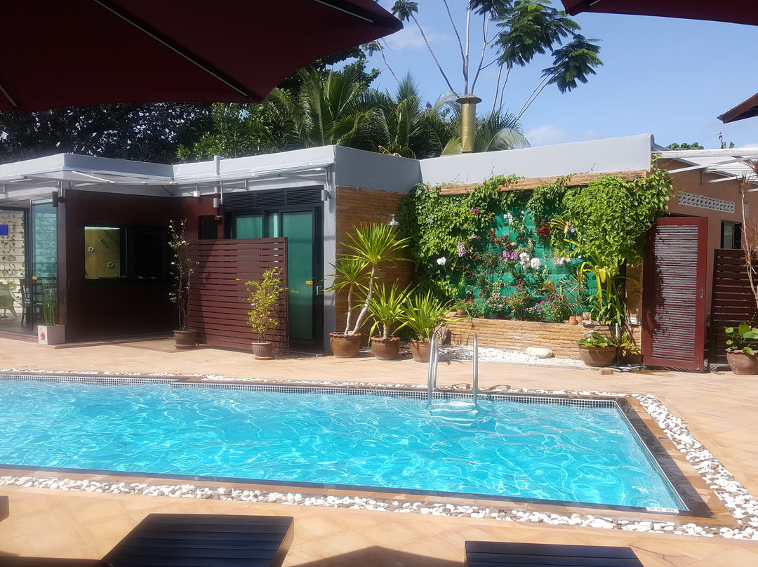 甲米热带沙滩度假村主图