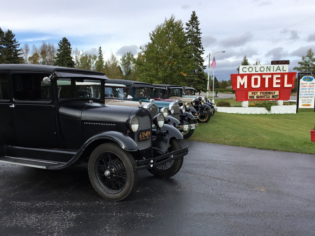 Colonial Motel主图