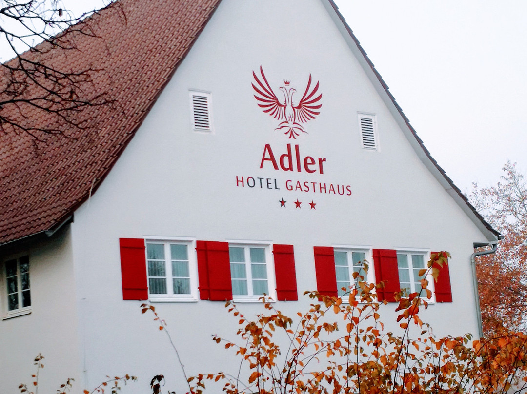 阿德尔酒店主图