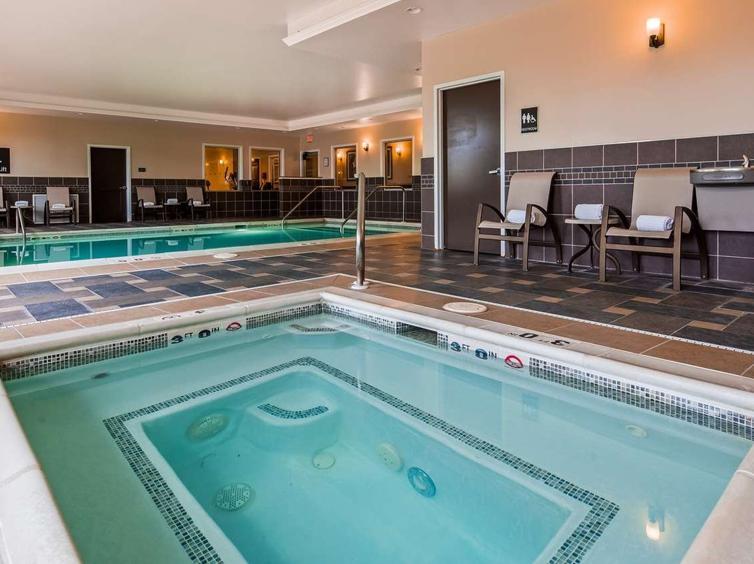 Best Western Plus Easton Inn & Suites主图