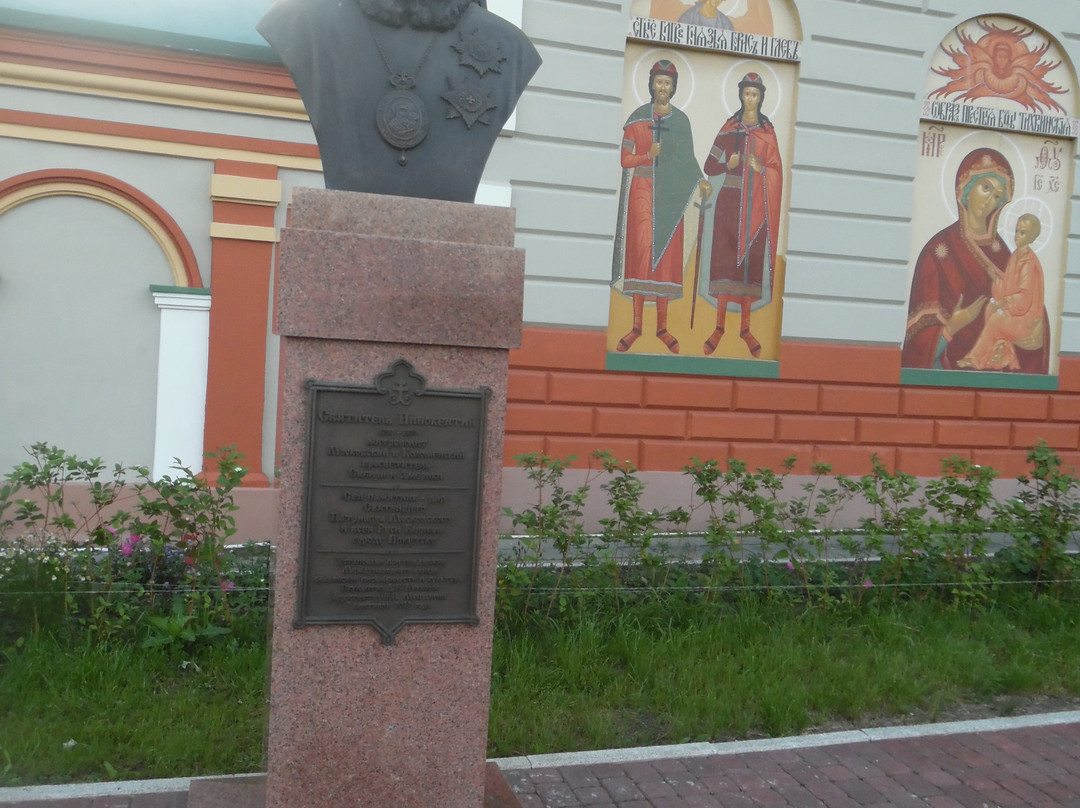 Monument to Saint Innocent of Alaska-伊尔库茨克必去景点