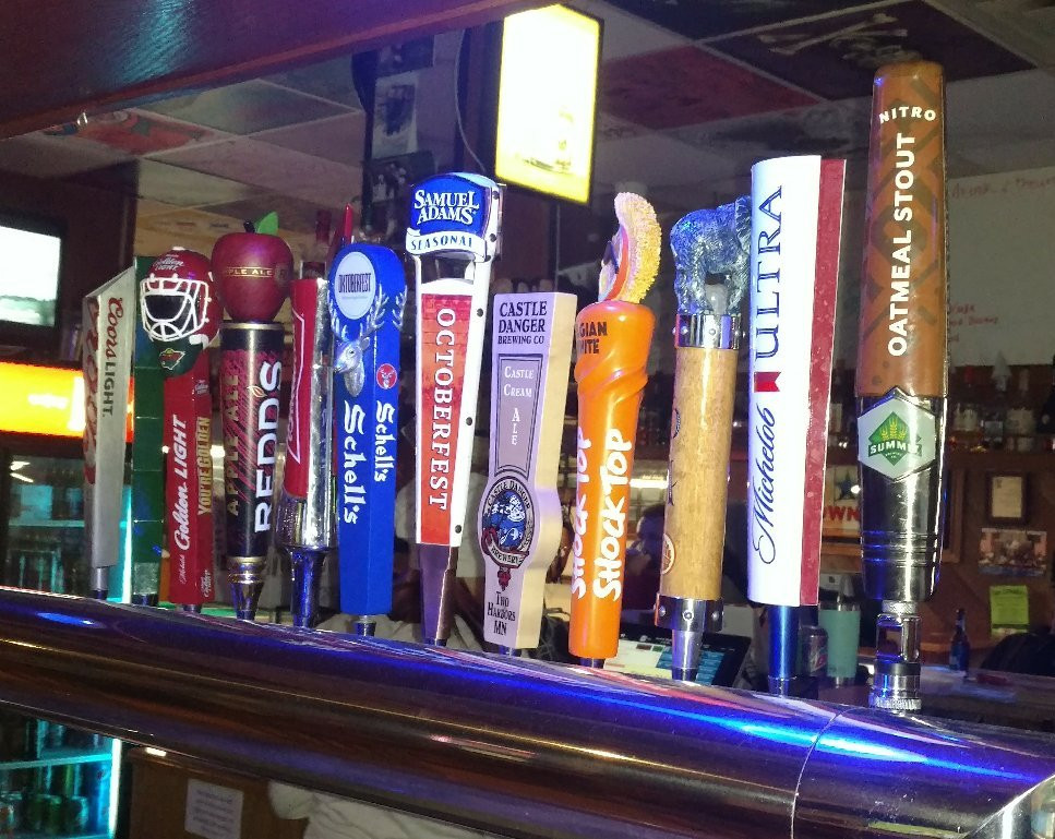 Reggie's Brewhouse-Owatonna必去景点