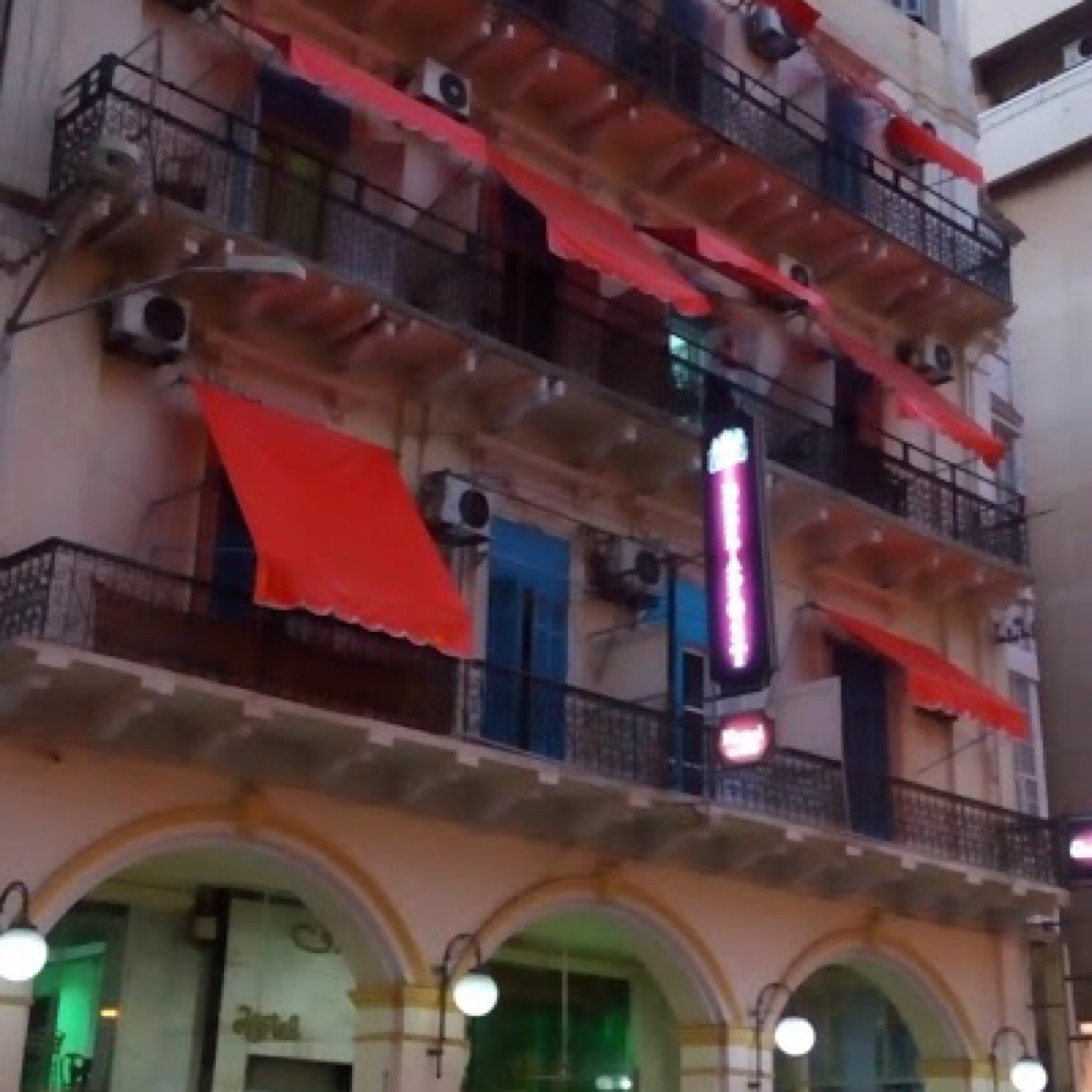 De La Poste Hotel-浴室