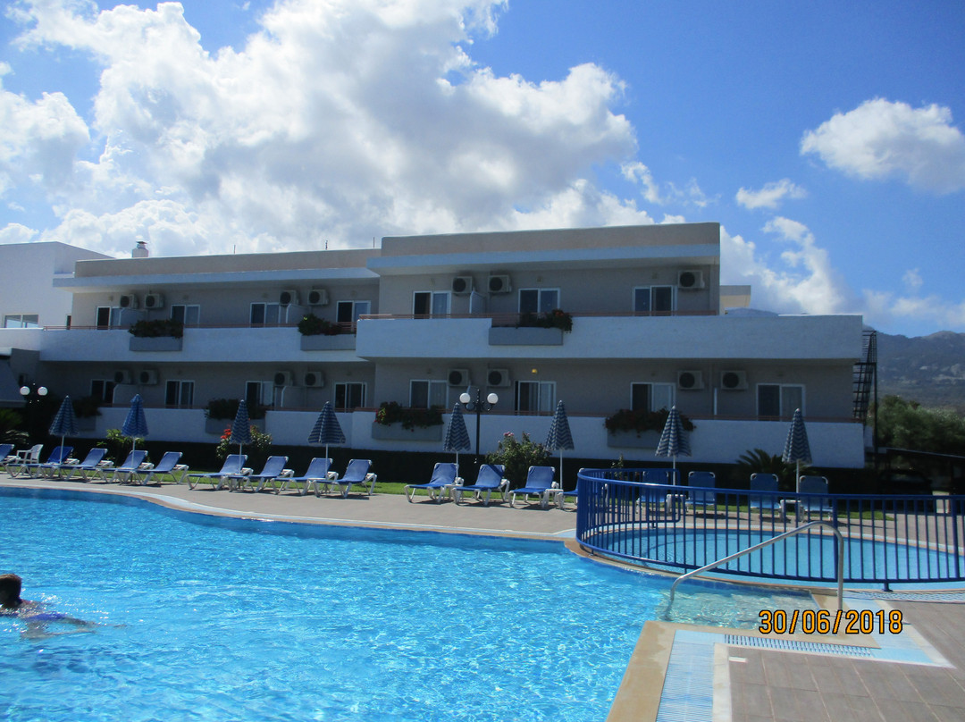 Mayflower Apartments主图