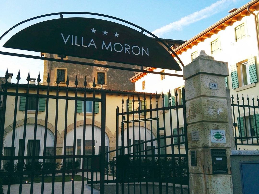 Hotel Villa Moron主图