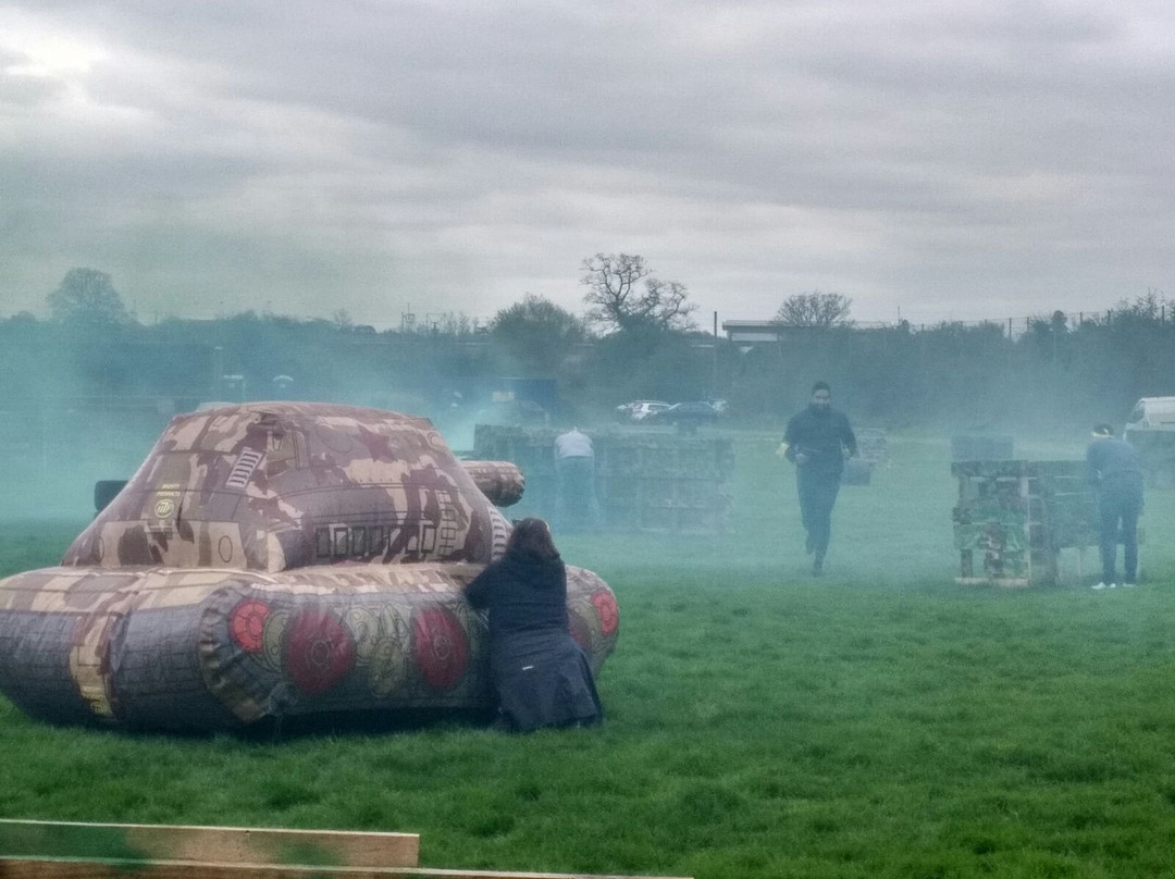 Predator Assault, Laser Combat-雷丁必去景点