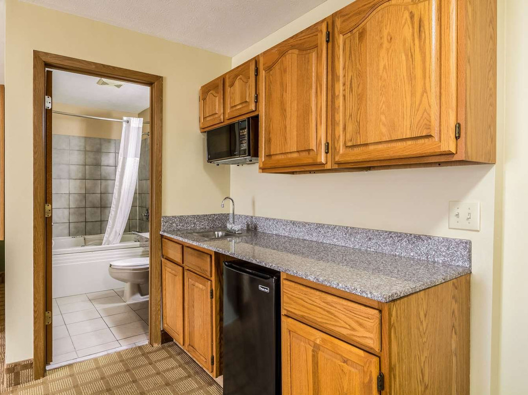 Quality Inn I-74 Batesville主图