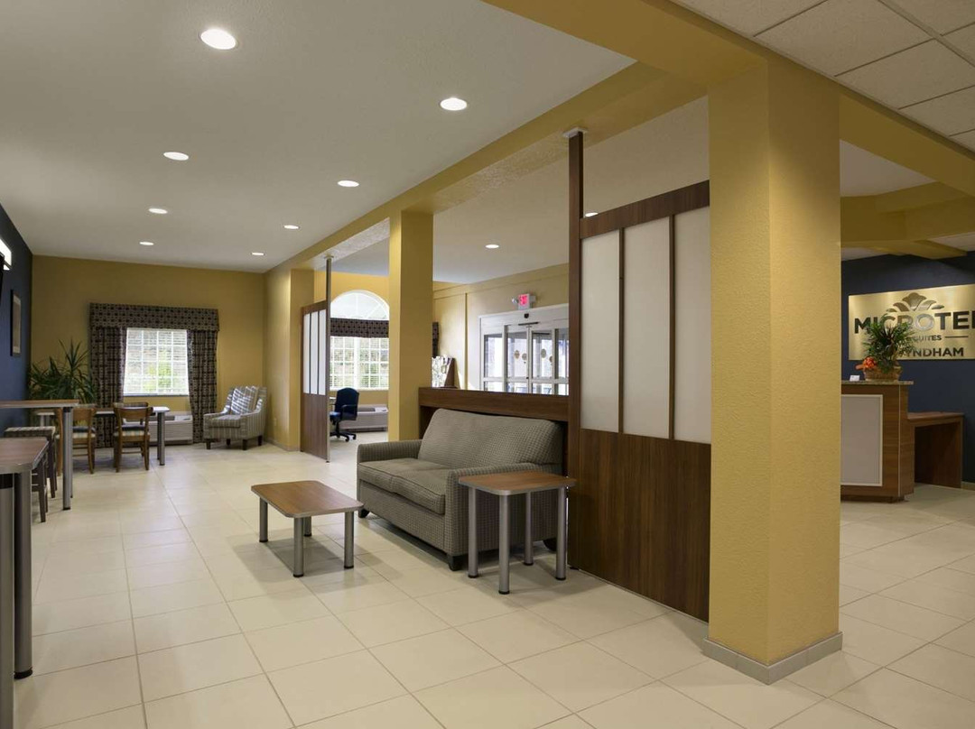 Quality Inn & Suites主图